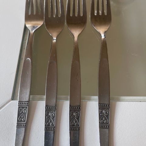 4 retro gafler selges samlet for 50 kr