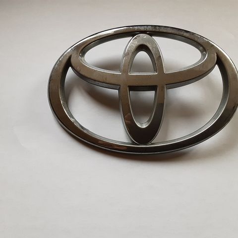 TOYOTA-emblem til salgs