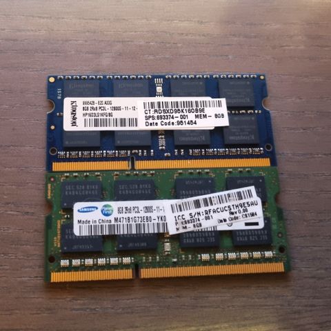 16 GB DDR3 minne til laptop.