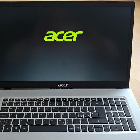 Acer ASPIRE 3 17,3" N4500
