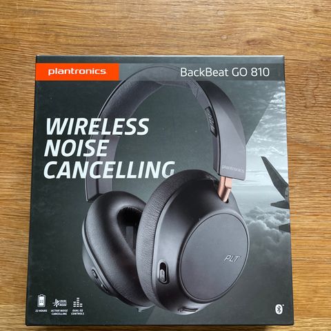 Back BeatGO 810 hodetelefoner fra Plantronics, støyreduserende, ledningsfrie