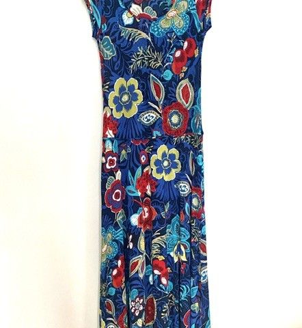 Blå kjole med blomstermønster fra Chacok, behagelig, føyelig stoff 36/ 38