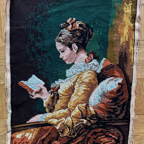 HÅNDBRODERT BILDE: Lesende jente. Etter J.H. Fragonards maleri (La Liseuse).