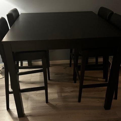 Ikea barbord + 4 stk henriksdal barstoler