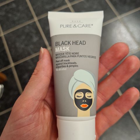 Uåpnet  Pure & Care black head mask 60ml