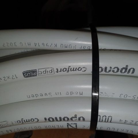 Uponor 17x2mm comfort pipe plus pex rør vannbåren varme