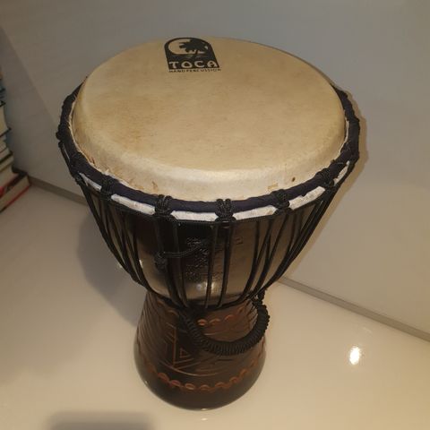 Toca tromme, hand percussion