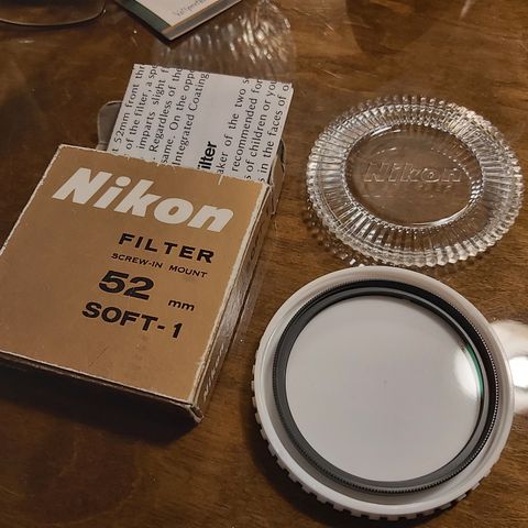 Nikon Soft-1 softfilter & Polarisasjonsfilter 52 mm