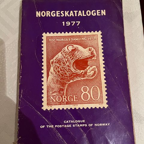 frimærkekatalog Øst-Europa 1979 og Norgeskatalogen  1977