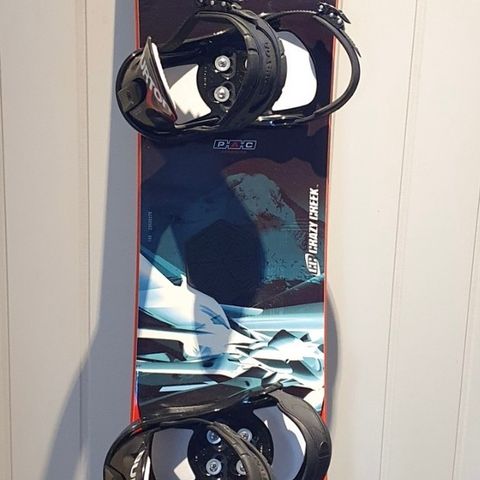 Nypris! Crazy Creek Snowboard PAC Advanced inkl. Burton bindinger 154cm