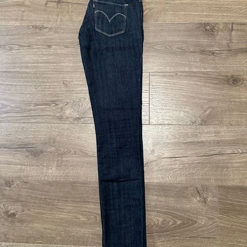 Levis Demi Curve skinny jeans str. 24/32