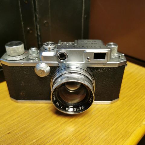 Canon iiS2 eller II B m serenar 1,9 50 mm