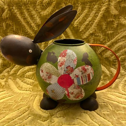Home dekor rustikk hare-kanne laget av resirkulert blikk/CTW Home collection