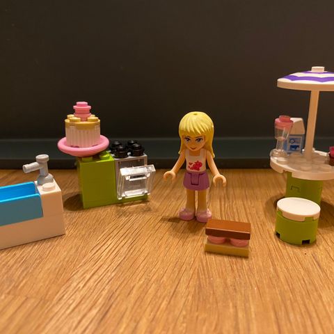 Lego friends 3930 - Stephanie’s bakeri