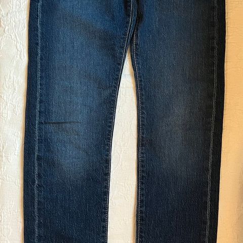 Levis jeans, W29 L32