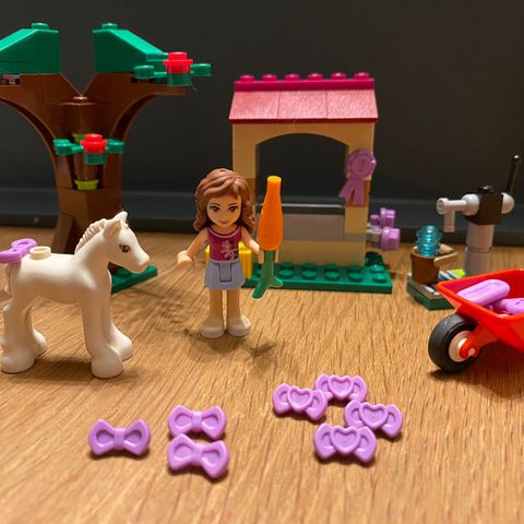 Lego friends 41003 - Olivia’s nyfødte føll