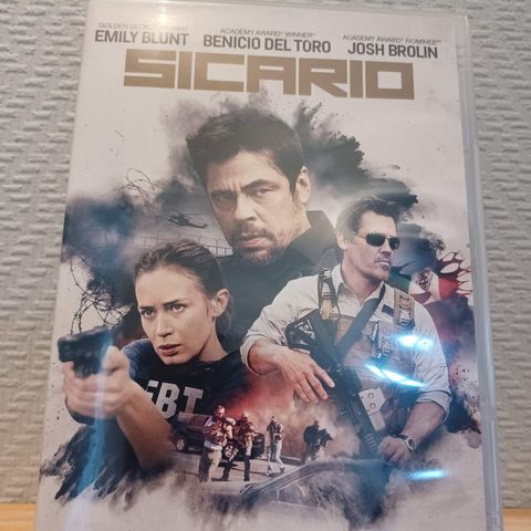 Sicario - Action / Krim / Drama / Mystikk / Thriller (DVD) –  3 filmer for 2