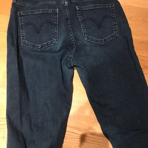 Levis bukse - størrelse W31 L32