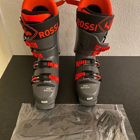 Rossignol racing skisko 23/24 ubrukt