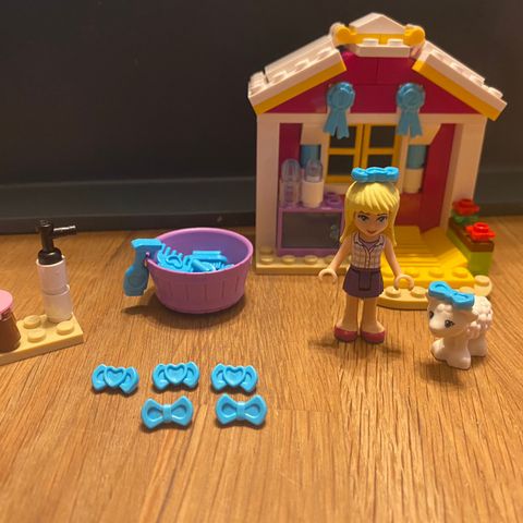 Lego friends 41029 - Stephanie’s nyfødte lam