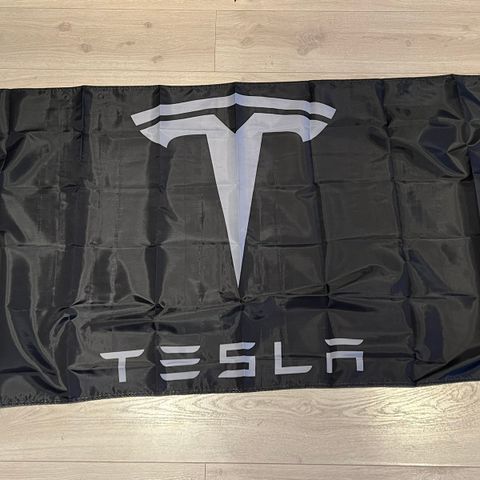 Tesla flagg