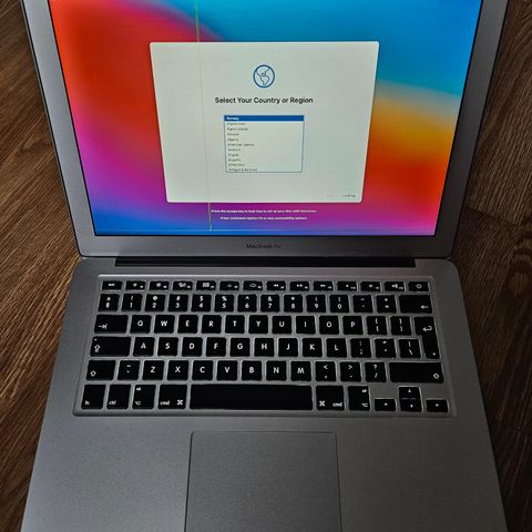 MacBook Air 13'', 1.4 GHz, early 2014, 128GB SSD, med lader