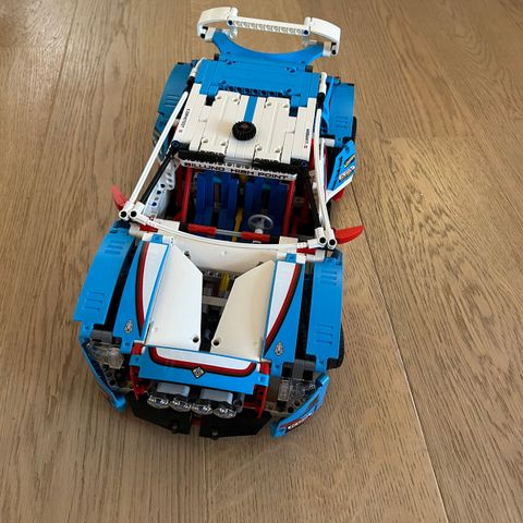 LEGO Technic 42077 Rally Car