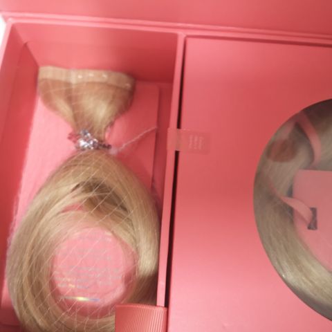 Ny Clip on hair extensions, farge light sandy blonde