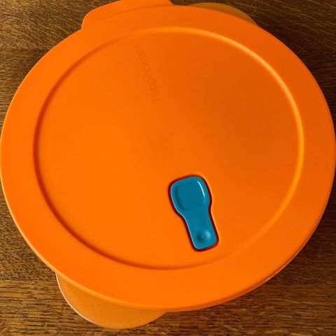 Tupperware CrystalWave Rund med inndeling 2L