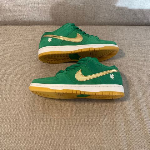 NIKE SB DUNK LOW PRO St.patrick’s day 40,5