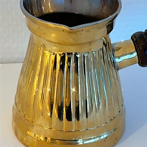 Kaffeekanne , Tyrkisk  KaffeKanne i gull stål  !