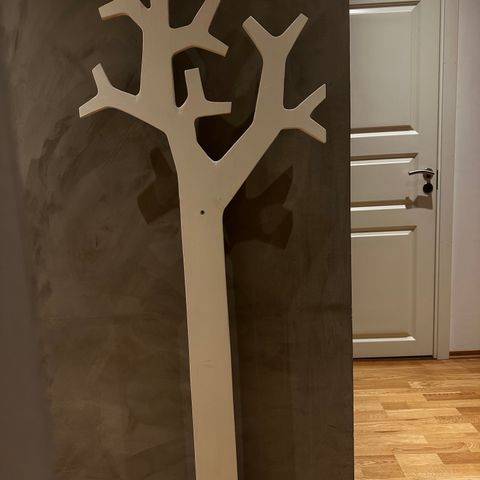 wooden tree decorative coat hanger