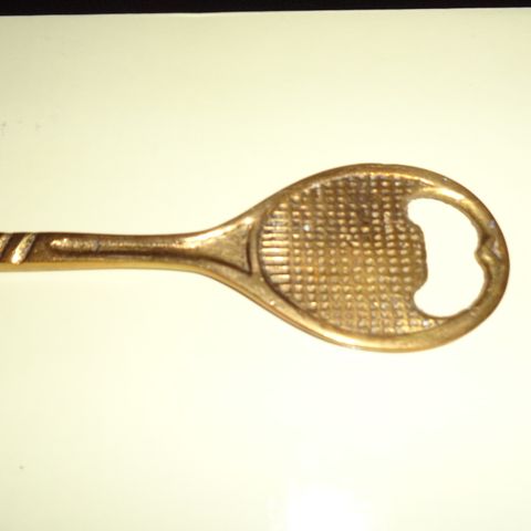 Tennisracket flaskeåpner