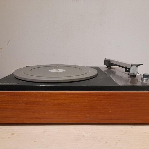 Ant. 1950 talls Philips Automatic platespiller  i teak for 16-33-45-78 plater