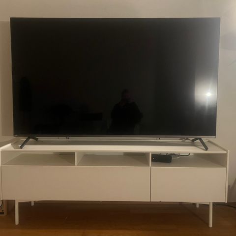 Ikea TV møbel selges (gratis levering)