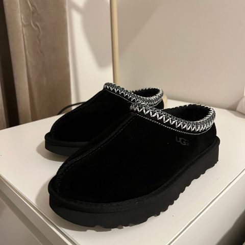 Ugg Tasman Svart