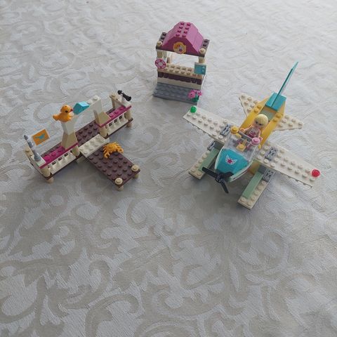 Lego friends 3063 (Heartlake flying club)