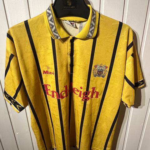 Vintage Burnley 1993-95 fotballdrakt