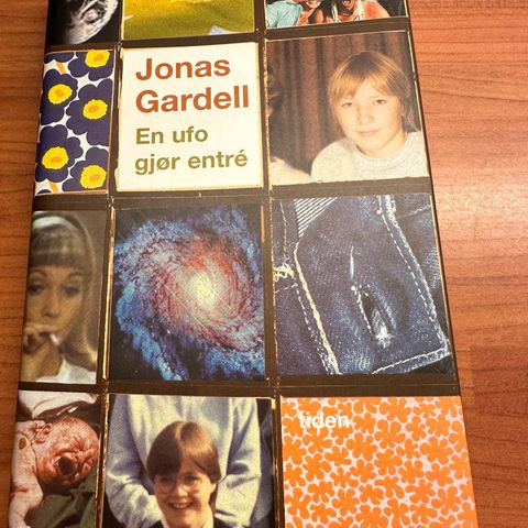 Bøker, se liste og bilder. bl.a. Jonas Gardell Ken Follett, Isabell Allende.