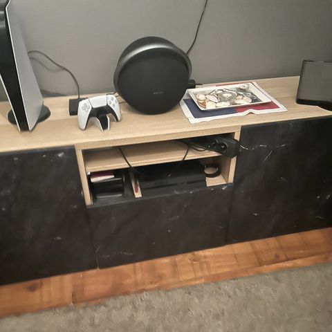 tv benk fra IKEA