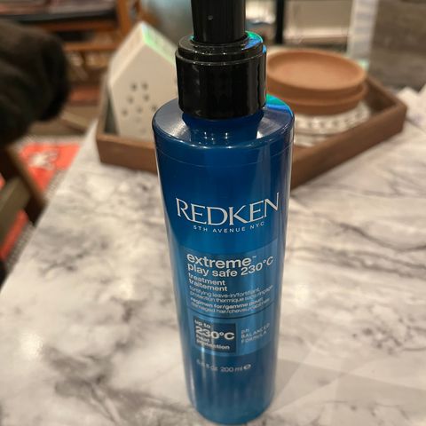 Redken extreme play safe heat protection