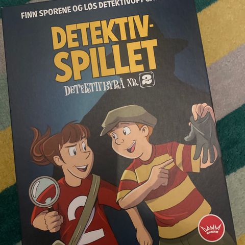 Spill detektiv spillet brukt en gang