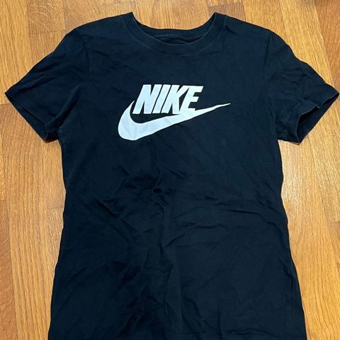 Nike T-skjorte , Str S