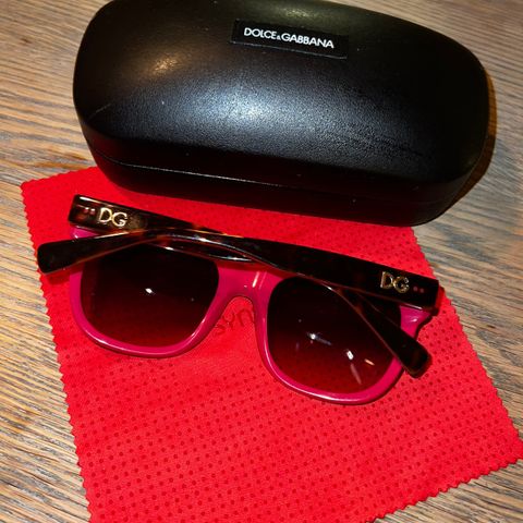 Solbriller fra Dolce & Gabbana