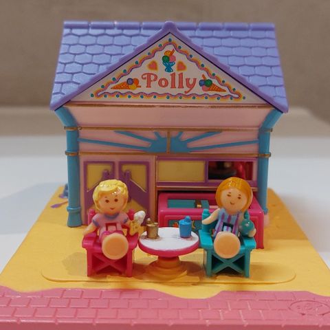 Polly Pocket Beach Cafe-1993.