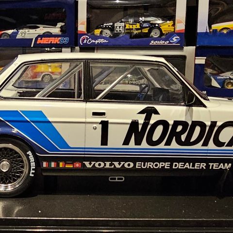 Volvo 242 Turbo 1:18