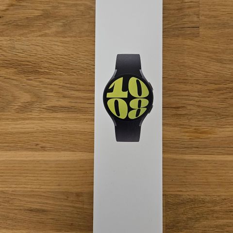 Helt Ny Samsung Galaxy Watch 6 - 44mm, Uåpnet i Original Forpakning