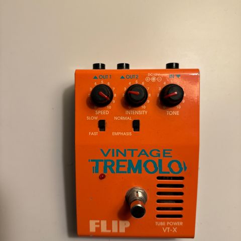 Guyatone VT-X Vintage Tremolo Flip Tube Guitar Effects Pedal