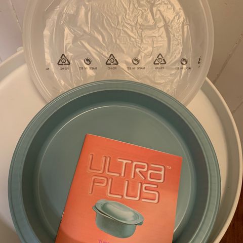 Paiform fra Ultra Plus Tupperware