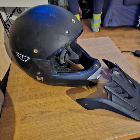 BMX hjelm